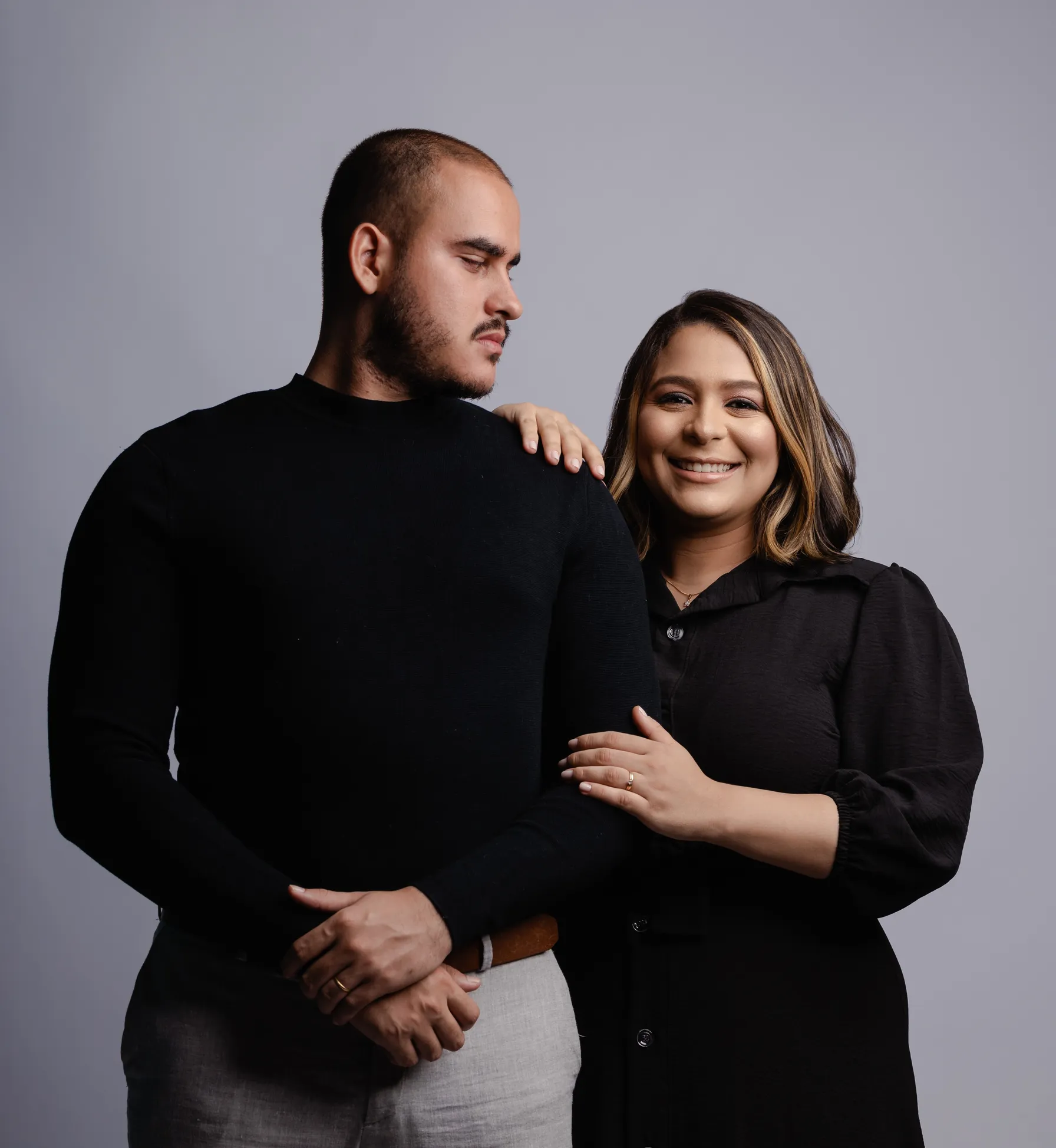 Mateus Almeida e esposa